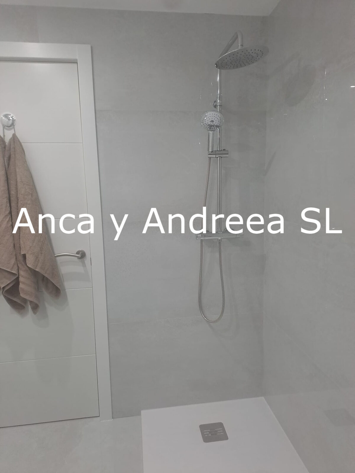 Reforma completa de baños, imagen destacada 3